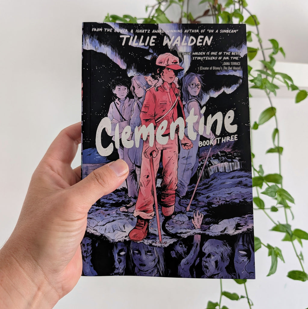 Clementine Book 3 (Walking Dead Spin Off)