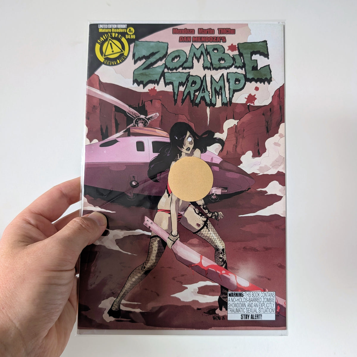 Zombie Tramp #4v Risque Variant Cover